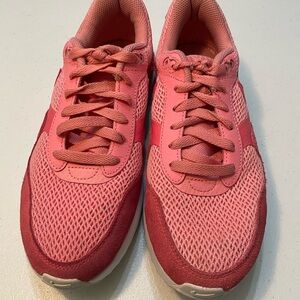 Nike Women's Coral and  White Sneakers Size 8 SB-M